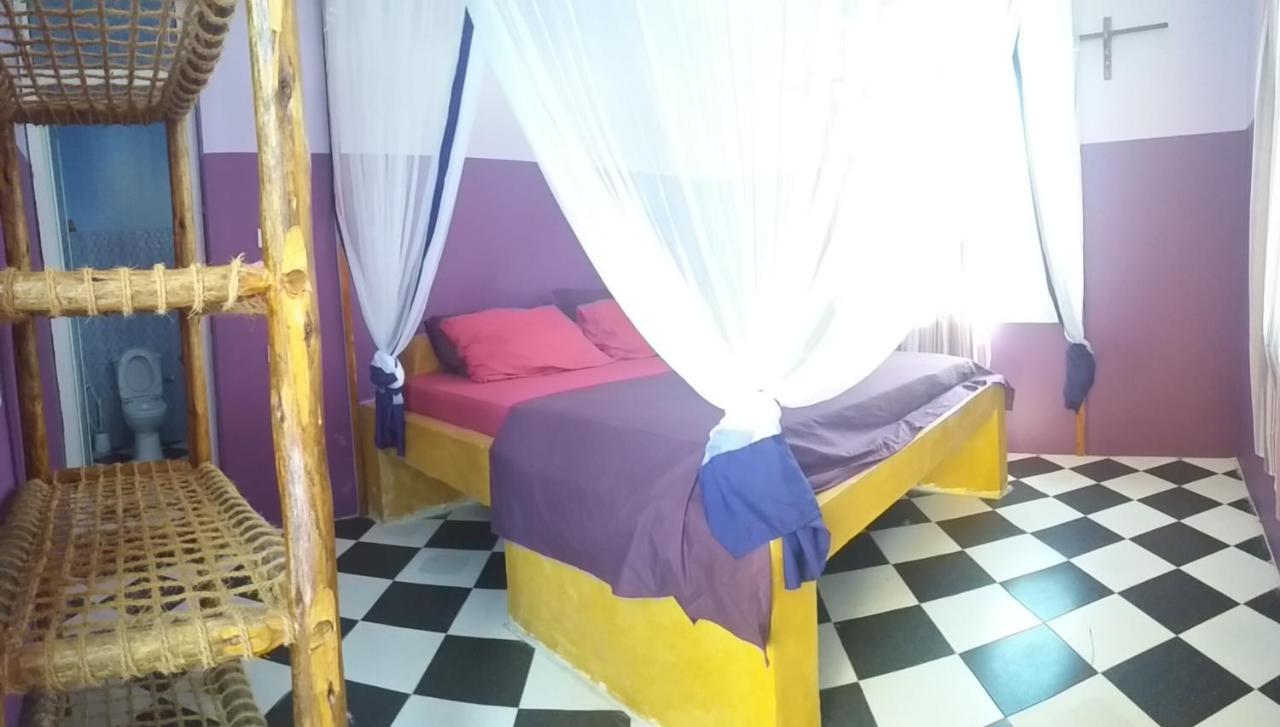 La Locanda Lodge - Apartment, 4 Double Rooms & Kitchen Near The Beach Джамбиани Екстериор снимка