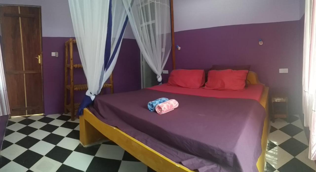 La Locanda Lodge - Apartment, 4 Double Rooms & Kitchen Near The Beach Джамбиани Екстериор снимка