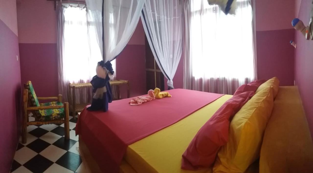 La Locanda Lodge - Apartment, 4 Double Rooms & Kitchen Near The Beach Джамбиани Екстериор снимка
