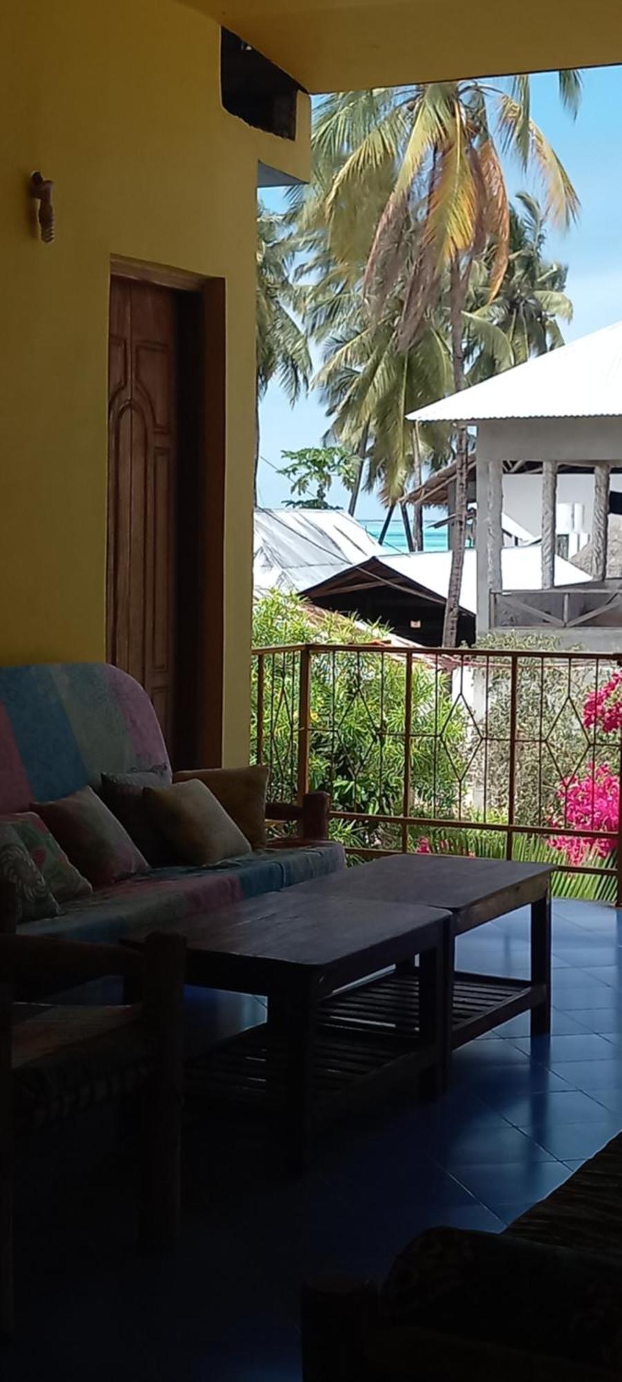 La Locanda Lodge - Apartment, 4 Double Rooms & Kitchen Near The Beach Джамбиани Екстериор снимка